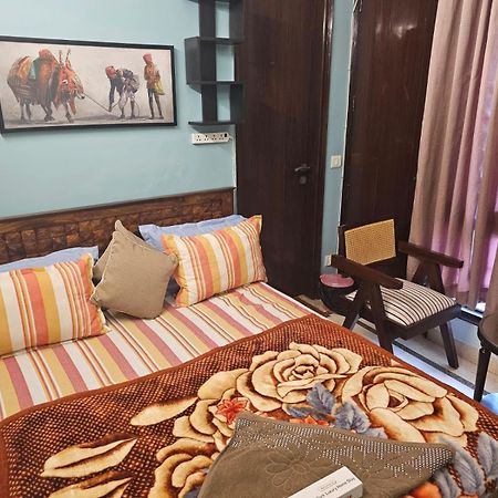 Sky Bloom Luxury Homestay Nueva Delhi Exterior foto