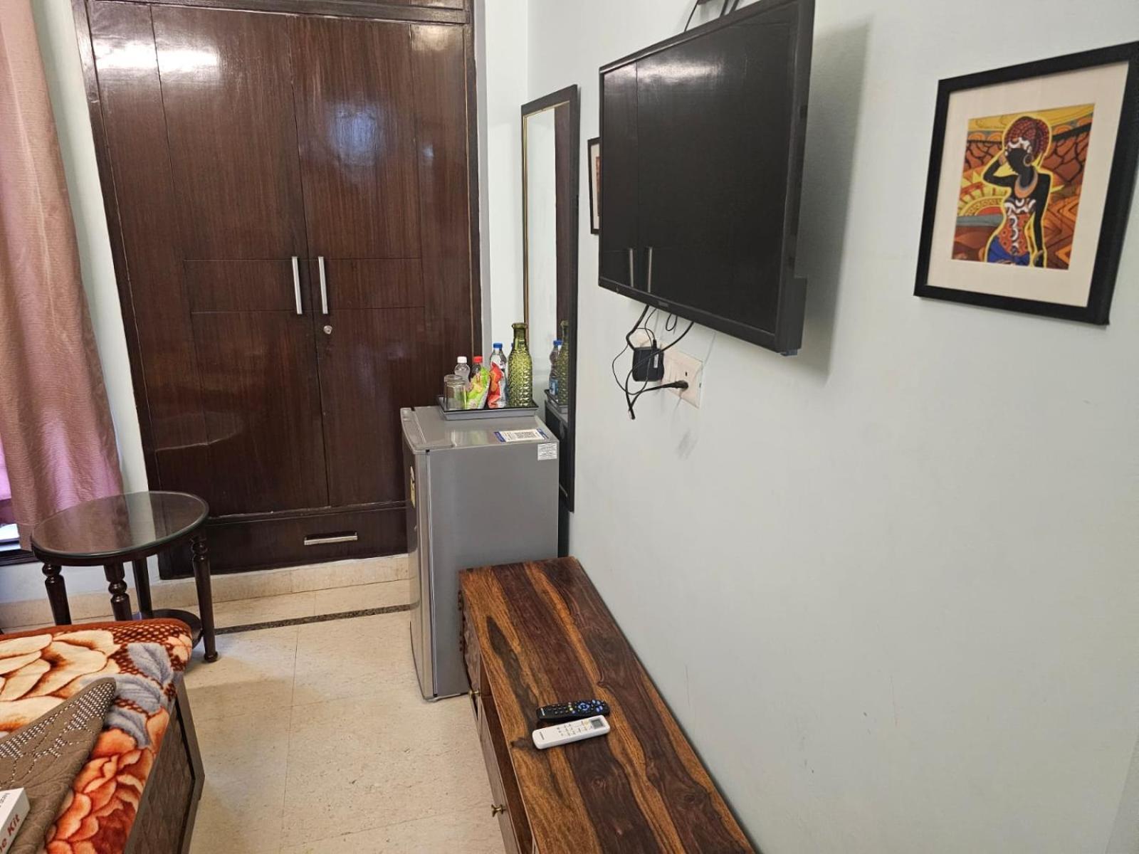 Sky Bloom Luxury Homestay Nueva Delhi Exterior foto